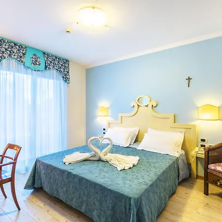 Panoramic Hotel 4*
