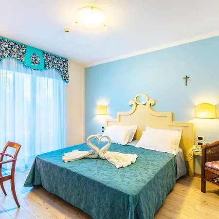 Panoramic Hotel 4*
