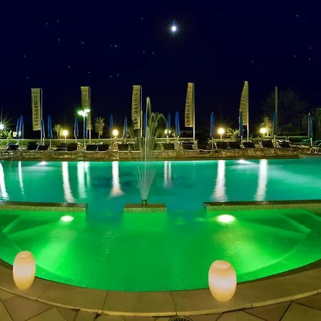 Panoramic 4*